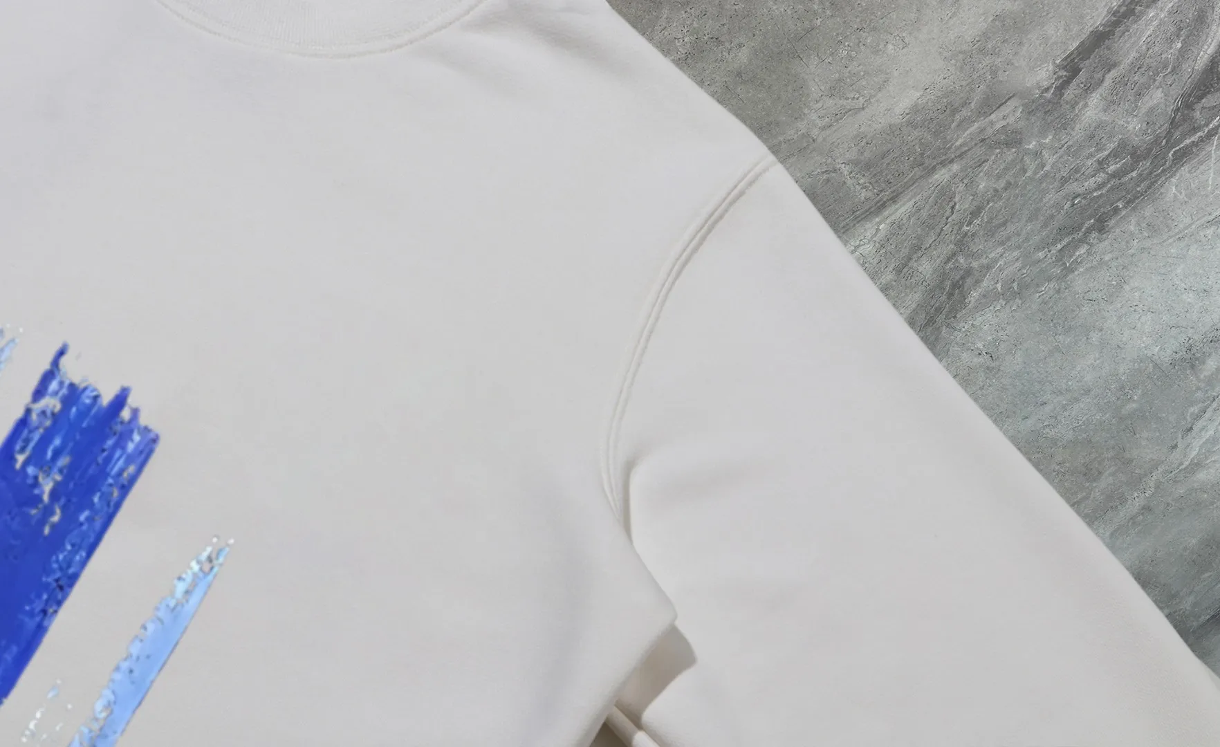 【 In Stock】 〖 𝐌𝐎𝐍𝐂𝐋𝐄𝐑~ 〗 440g ， 😎 ， ， Factory 2025 T ， ， Premium LOGO， Same Style ：Black White Size：S M L XL 2XL